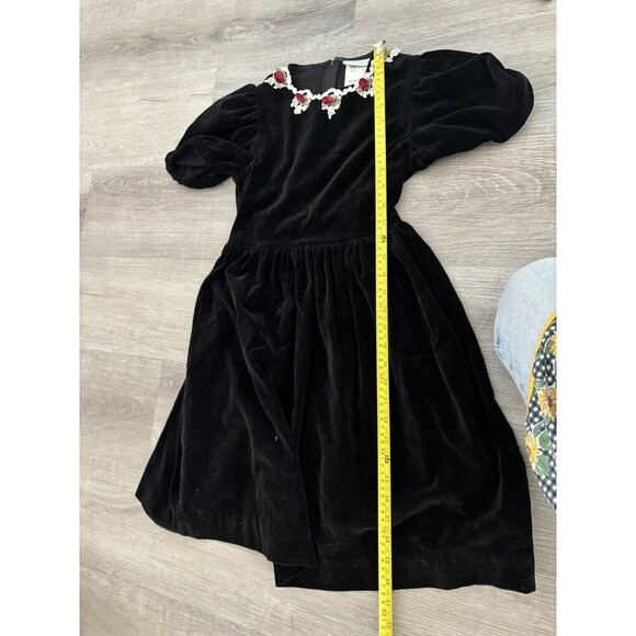 Vtg Girls Rare Editions Velvet Dress, Whimsigoth Shabby Chic Roses Lace Sz 8 - Picture 9 of 10